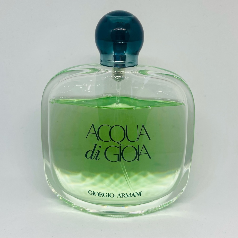 Giorgio Armani Acqua Di Gioia 3.4 oz 100 ml for Women Eau de Parfum Spray Used.